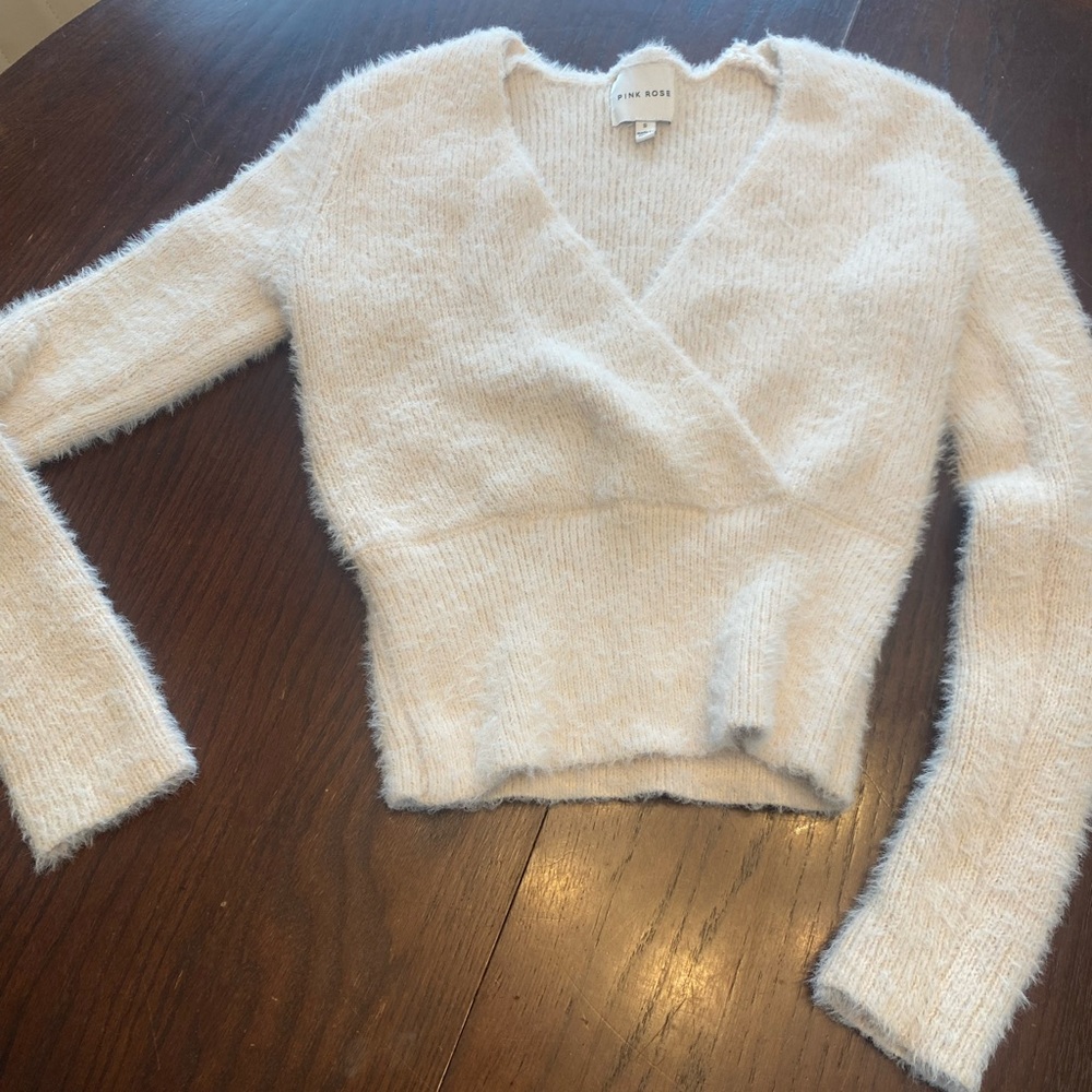 Pink Rose Size Small Sweater